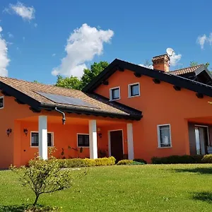  Bed & Breakfast Paradiso
